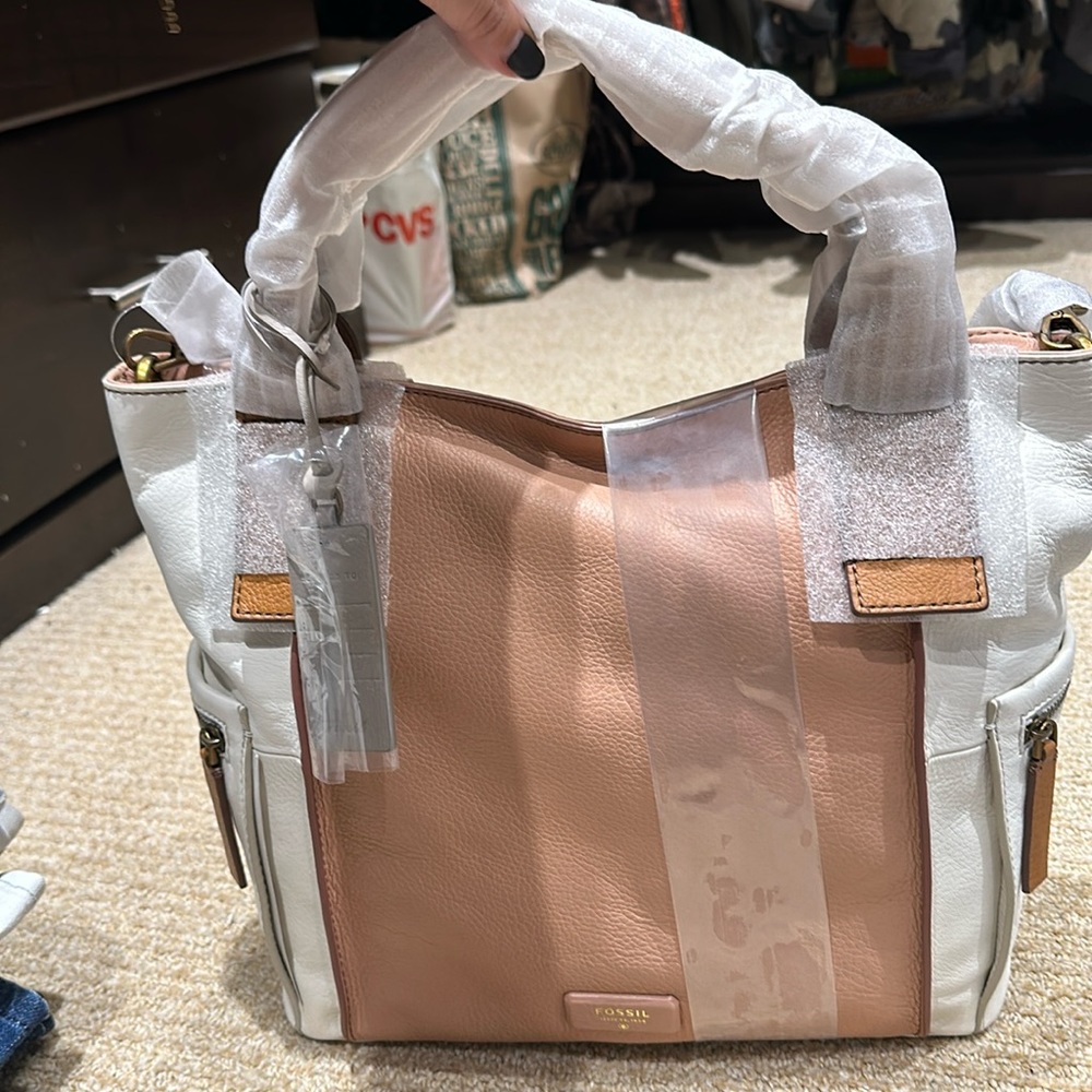 Fossil purse. NWT